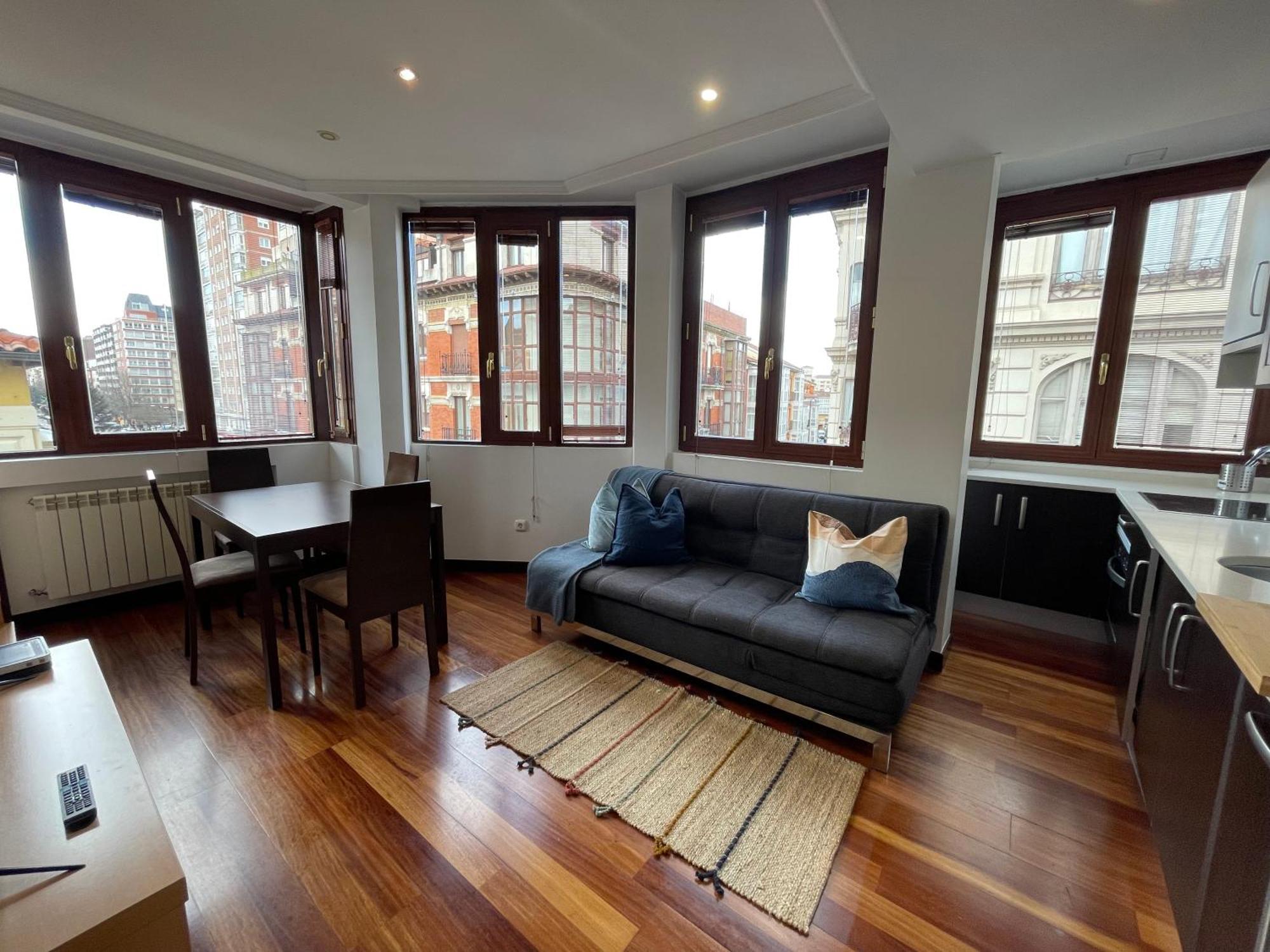 Burgo Atuaire Home Vivienda B Luminosa Parking Incluido En Plena Calle Comercial מראה חיצוני תמונה
