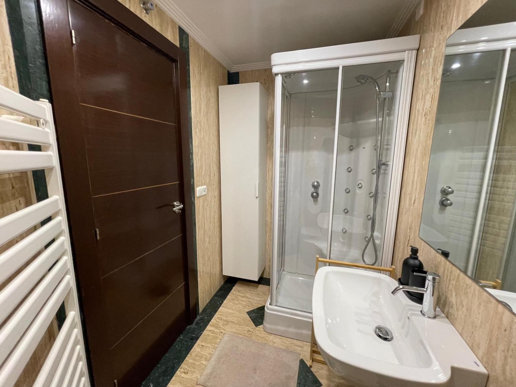 Burgo Atuaire Home Vivienda B Luminosa Parking Incluido En Plena Calle Comercial מראה חיצוני תמונה